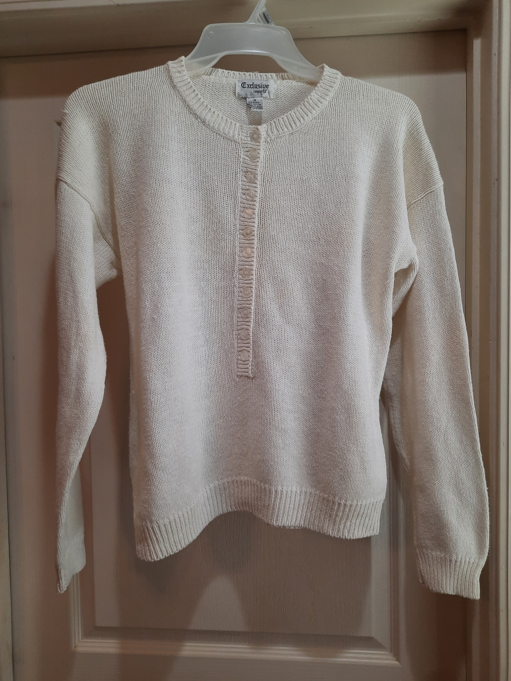 Vintage Cream Knit Sweater By Exclusive Imports